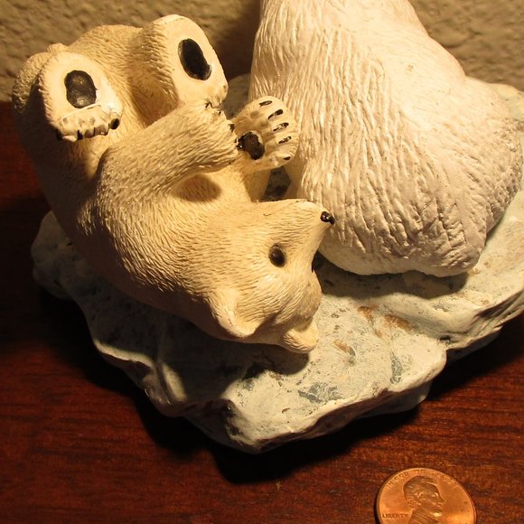 Set Number 4 of Six Miniature Bear Figurines - Picture 4 of 16